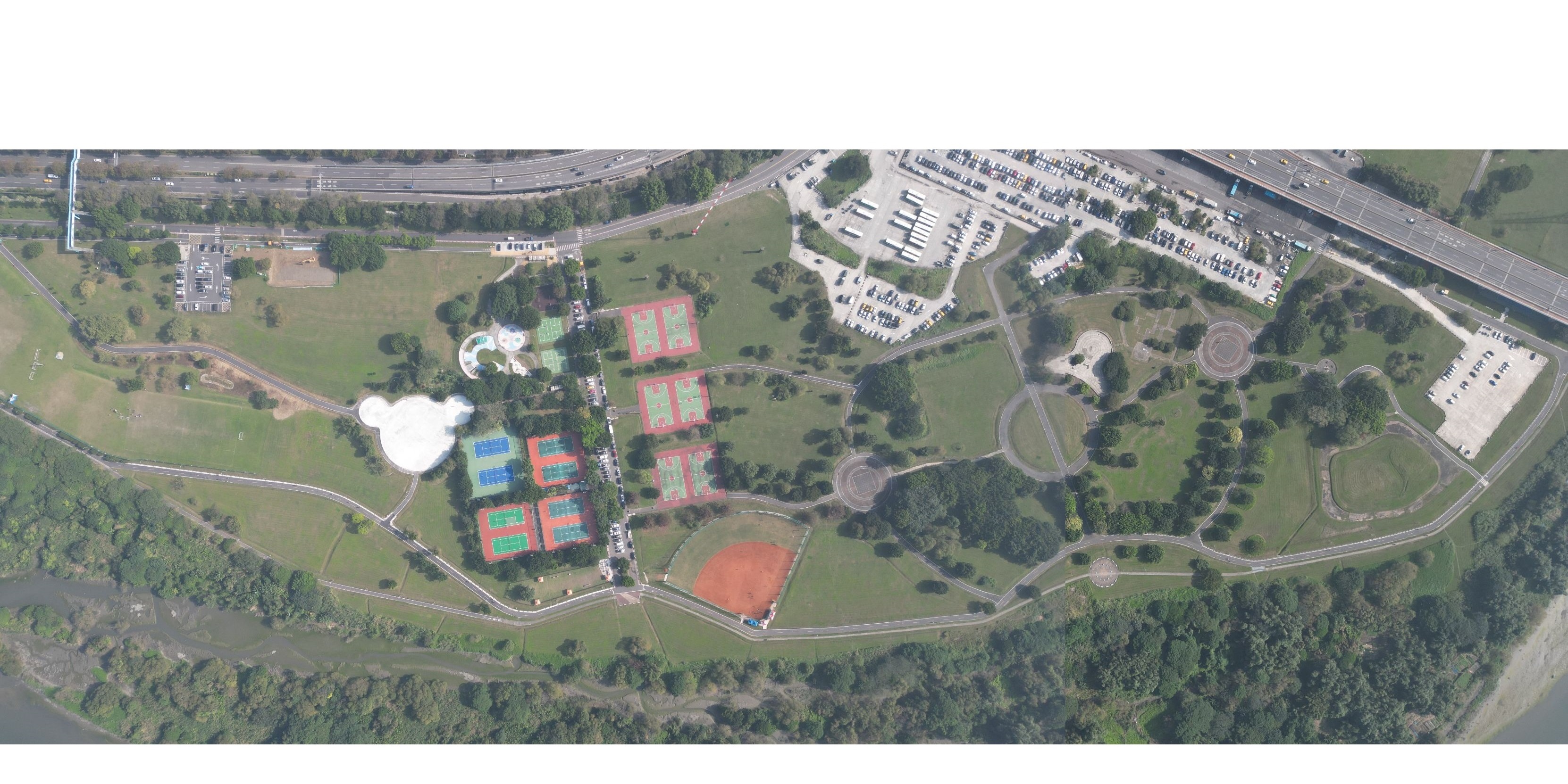 Huazhong_Eiverside_Park_top_view.jpg