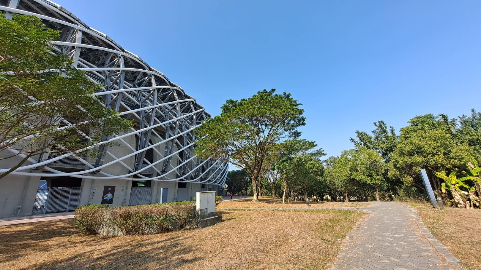 Kaohsiung_National_Stadium_002.jpg